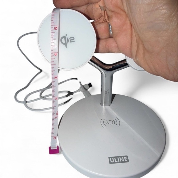 Uline Silver Wireless Charging Stand - Picture 5 of 6